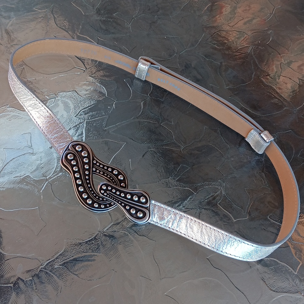 Belt Shak silver leather clasp oversize buckle adjustable belt